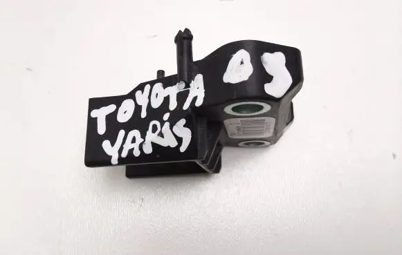 Toyota Yaris Airbag deployment crash/impact sensor 891730D020