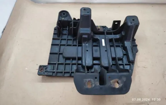 KIA Sportage Battery tray 371502Y200