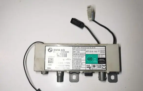BMW 5 E39 Antenna control unit 8380685