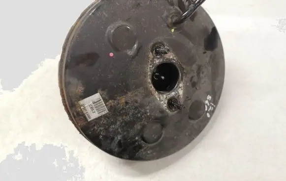 Hyundai i20 (PB PBT) Brake booster 585001J200