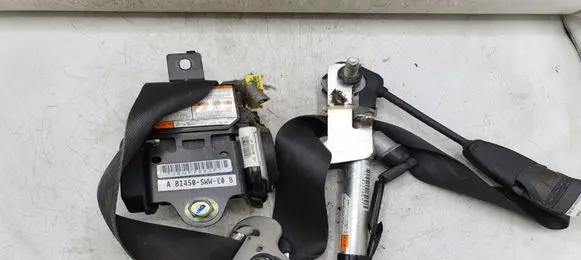 Honda CR-V Front seatbelt 608200000A A81450SWWE0
