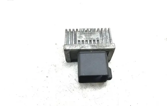 Glow plug pre-heat relay