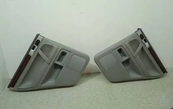 Volkswagen Touareg I Front door card panel trim
