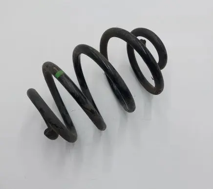 Nissan Leaf II (ZE1) Rear coil spring