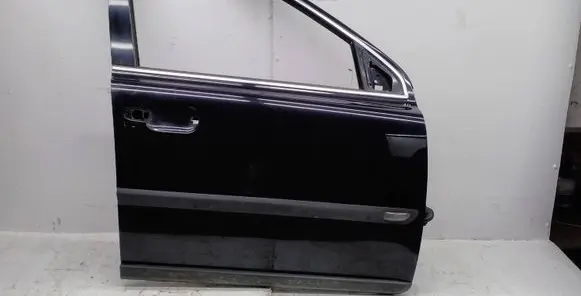 Volvo XC90 Front door