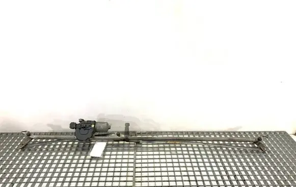 Peugeot 308 SW Front wiper linkage and motor 9684806680