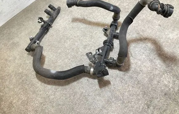 Citroen C4 III e-C4 Engine coolant pipe/hose 9834745480
