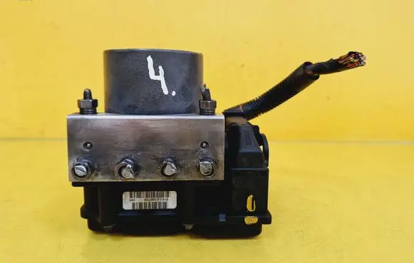 Peugeot 107 ABS Pump 0265800441