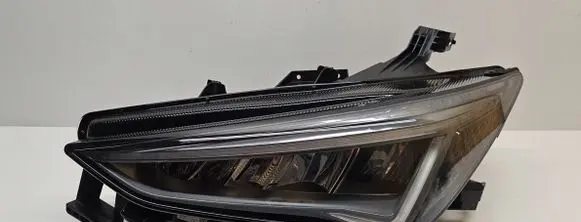 Cupra Born Headlight/headlamp 10F941007H SE067