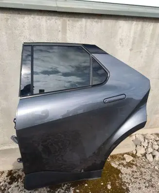 Toyota C-HR II Rear door