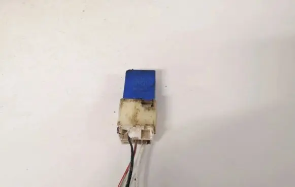 Nissan X-Trail T30 Other relay 2523079915