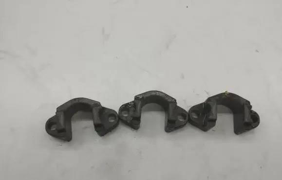 BMW X5 E53 Fuel Injector clamp holder