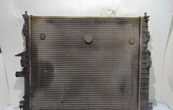 Mercedes-Benz ML W164 Engine coolant pipe/hose