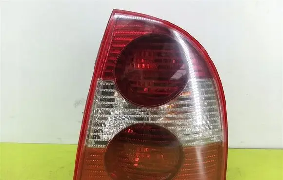 Volkswagen PASSAT B5.5 Rear/tail lights 3B5945096RE