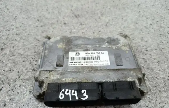 Volkswagen Golf V Engine control unit/module ECU 06A906033CA