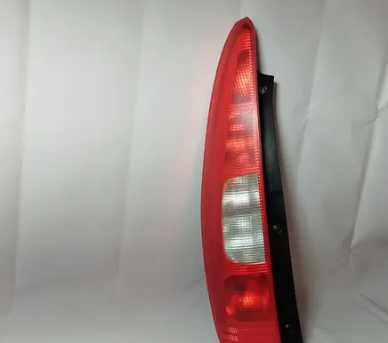 Mitsubishi Colt Rear/tail lights MR957373 20062005 27950102