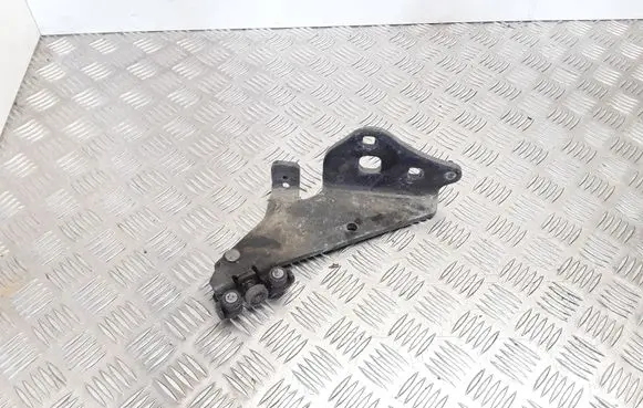 Renault Kangoo II Sliding door middle roller runner 