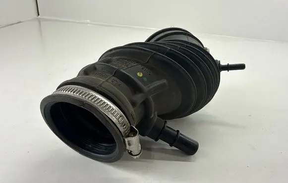 Ford Ecosport Air intake hose/pipe GN159R504BC GN1Z9B659A