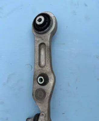 Mercedes-Benz SL R231 Front lower control arm/wishbone A2313304000