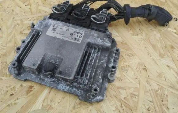 Ford Focus Engine control unit/module ECU 4N51-12A650-BA