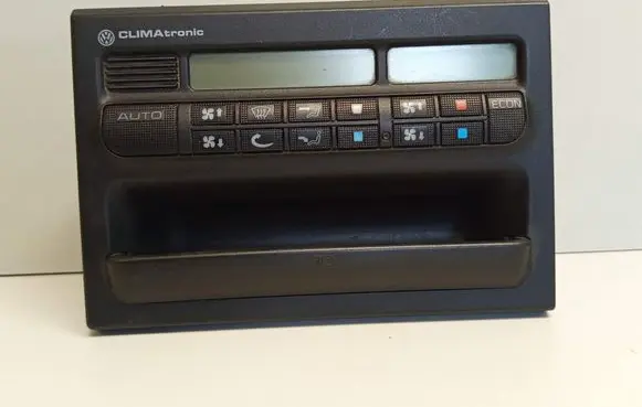 Volkswagen Transporter - Caravelle T4 Climate control unit 7D0907047