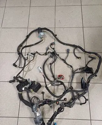 Citroen C3 Engine installation wiring loom 9811043980