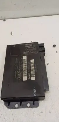 Audi A4 S4 B6 8E 8H Comfort/convenience module 8E0959433AD 00211129 0000201685