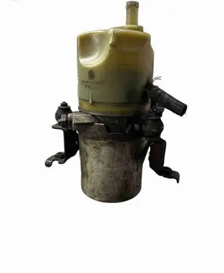 Volvo S40, V40 Power steering pump 30741135