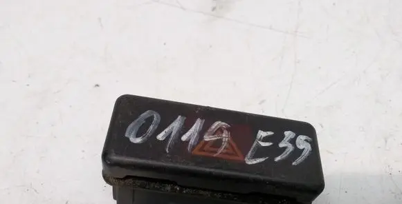 BMW 5 E39 Hazard light switch 8350947