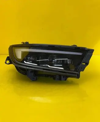 Opel Astra L Headlight/headlamp 9855316680