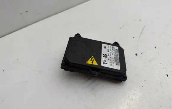 Volkswagen Touareg II Headlight ballast module Xenon 8U0941329 7086160199 01011440