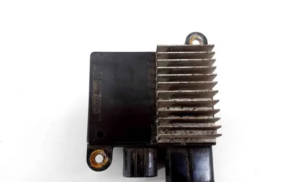 Mazda 6 Coolant fan relay 4993003580