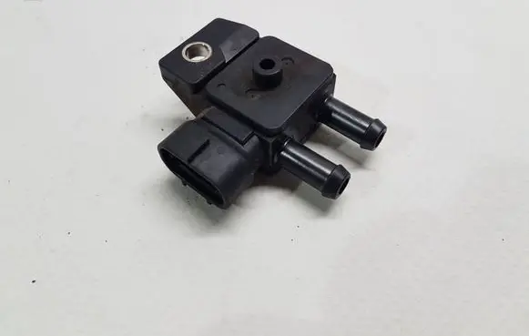 Hyundai i30 Exhaust gas pressure sensor 392102A800