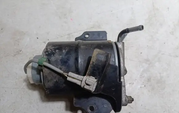 Mazda 6 Fuel filter housing 