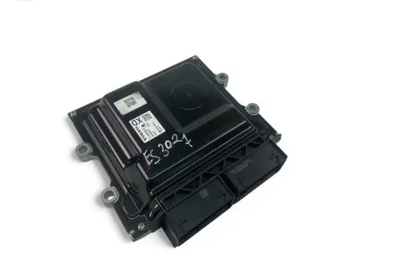 Volvo V40 Engine control unit/module ECU 31452623