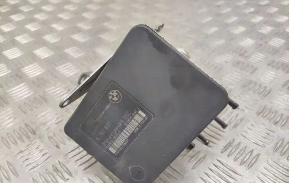 BMW 1 E81 E87 ABS Pump 6787837