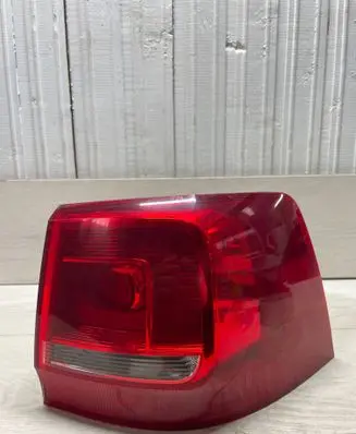 Volkswagen Sharan Rear/tail lights 7N0945096G 89504947 8950494797