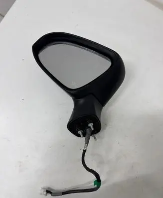 Toyota Avensis T270 Front door electric wing mirror E11026983