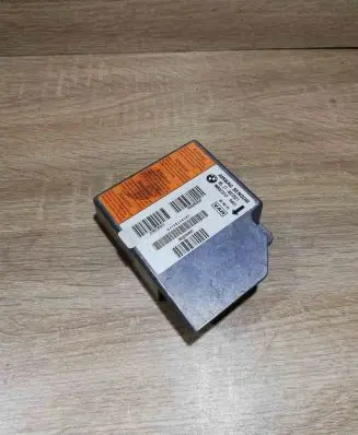 BMW 5 E39 Airbag control unit/module 8372521
