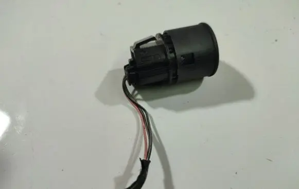 Engine start stop button switch