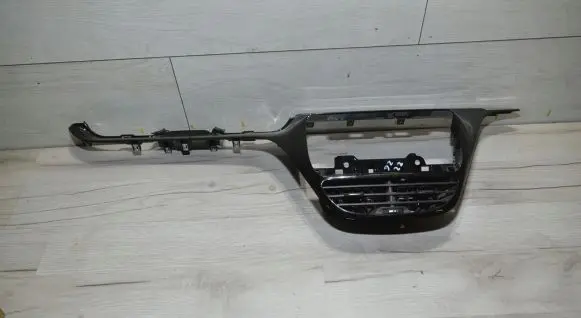 Peugeot 2008 I Panel trim 9673880077