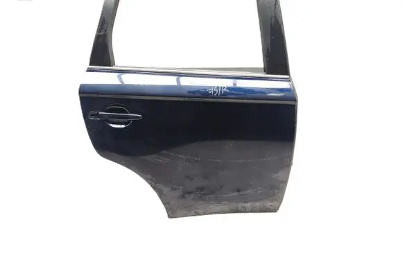 Mitsubishi Outlander Rear door 