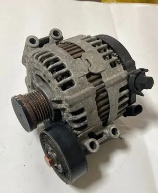 BMW X3 E83 Generator/alternator 0121715012 7550968 7551256