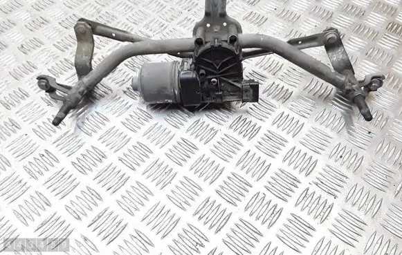Front wiper linkage and motor