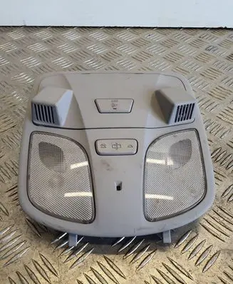 Hyundai i40 Front seat light