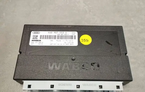 Audi A7 S7 4G Air suspension control unit module (rear) 4G0907553G 4G0907553F