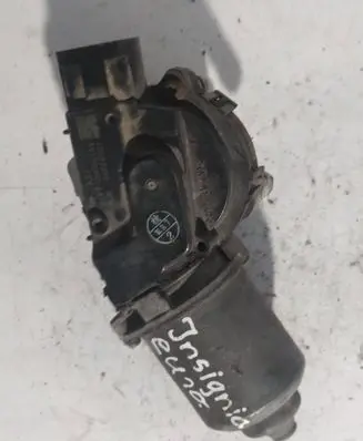Opel Insignia A Wiper motor 13227392 AV1590601414