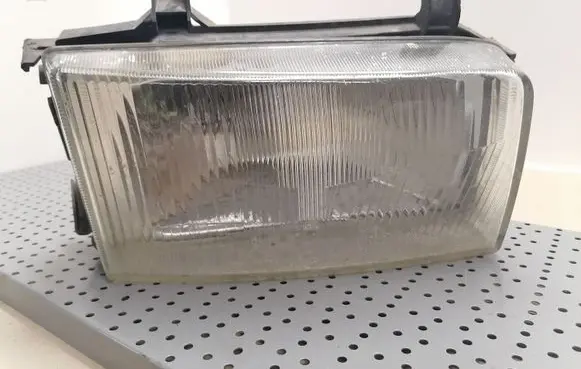 Volkswagen Transporter - Caravelle T4 Headlight/headlamp 44438 02444438