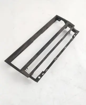 BMW 5 E39 Radio/GPS head unit trim 8247302