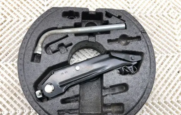 Volkswagen Golf VI Other interior part 1K0012115F